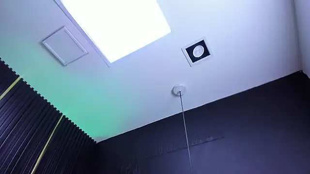 AndyBlake  online show from 03-05-25, 03:18