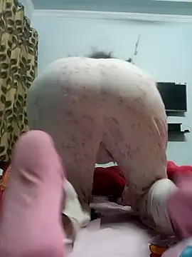 Snapshot of HotRiyacpl chatting on 01-12-26, 03:06 HotRiyacpl online show from 01-12-26, 03:06