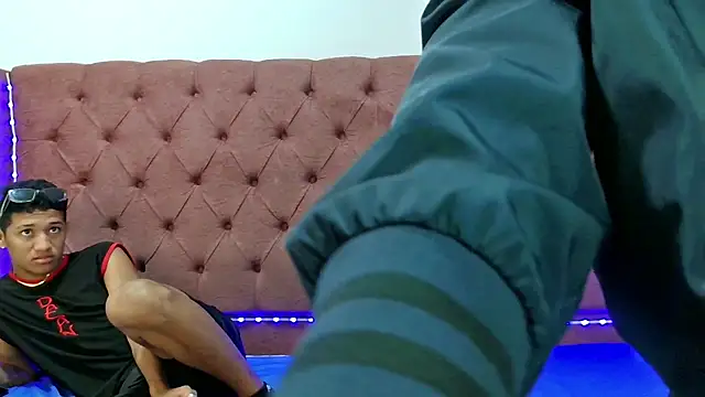 boys yourparty online show from 01-29-25, 01:28