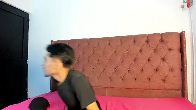 boys yourparty online show from 09-13-25, 01:00