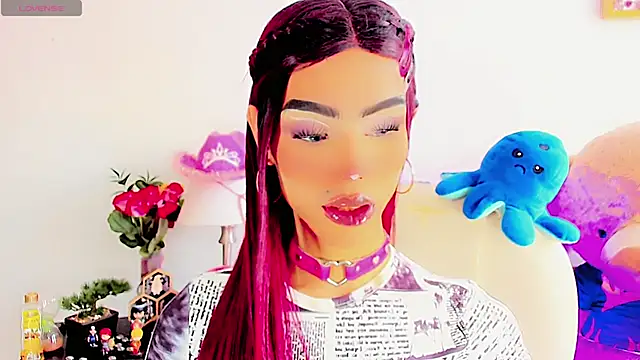 Snapshot of dollswit01 chatting on 02-15-25, 08:54 dollswit01 online show from 02-15-25, 08:54