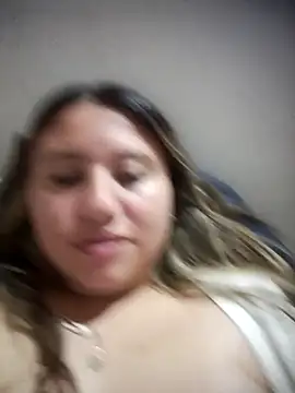 eimy collinssss online show from 12-14-25, 04:51