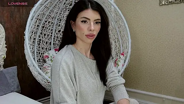 Snapshot of LaraDivine chatting on 12-09-24, 09:39 LaraDivine online show from 12-09-24, 09:39