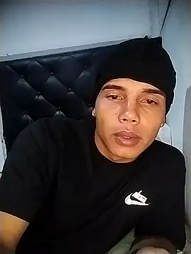 Snapshot of alex_candela chatting on 01-31-25, 07:29 alex candela online show from 01-31-25, 07:29