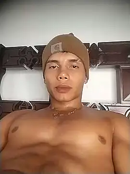 Snapshot of alex_candela chatting on 02-16-25, 04:09 alex candela online show from 02-16-25, 04:09