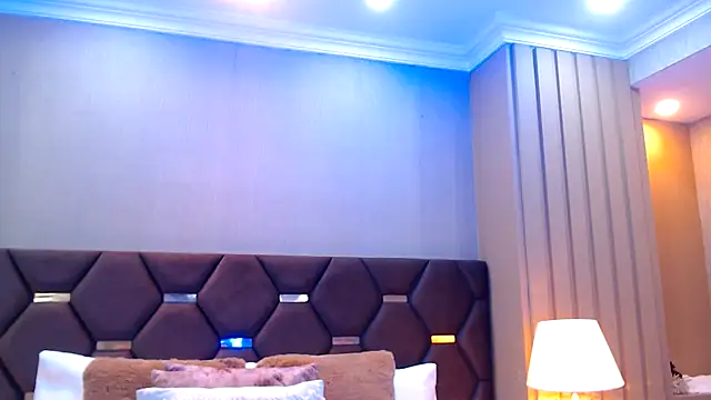 Snapshot of DevonPiers chatting on 12-06-24, 12:16 DevonPiers online show from 12-06-24, 12:16