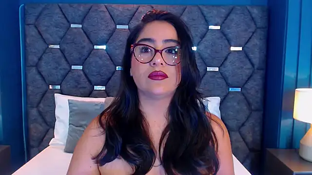 Snapshot of DevonPiers chatting on 09-11-25, 12:05 DevonPiers online show from 09-11-25, 12:05