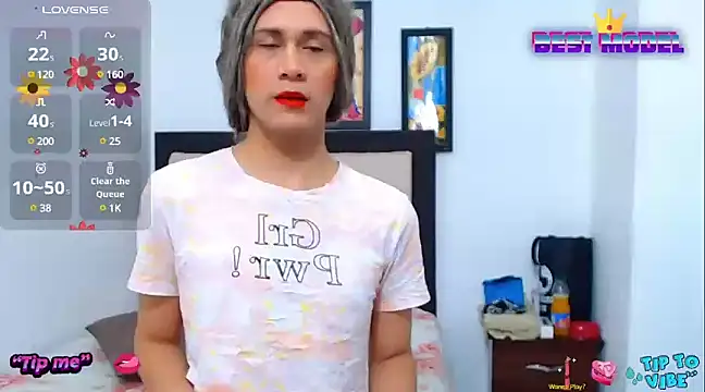 tifaniith online show from 01-15-25, 02:35