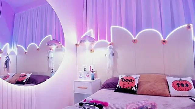 Snapshot of Laurentdupont04 chatting on 10-12-25, 03:05 Laurentdupont04 online show from 10-12-25, 03:05