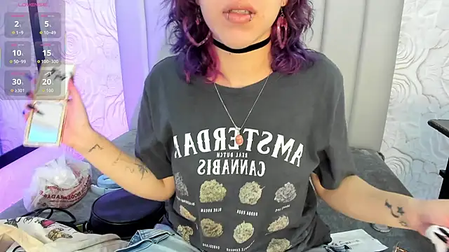 AlexaFoxy18 online show from 03-04-26, 07:58