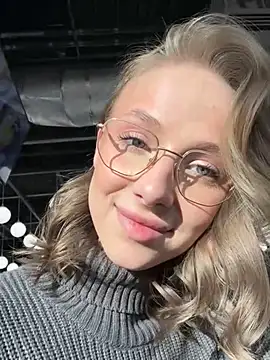 CaseyStar online show from 02-03-25, 12:36