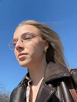 CaseyStar online show from 03-07-25, 09:18