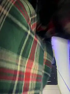 Im Little online show from 01-30-25, 03:22