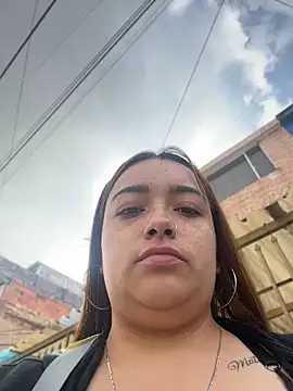 Snapshot of Tatiana_O chatting on 04-21-26, 01:17 Tatiana O online show from 04-21-26, 01:17