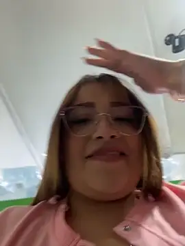 Snapshot of Tatiana_O chatting on 06-20-26, 04:32 Tatiana O online show from 06-20-26, 04:32