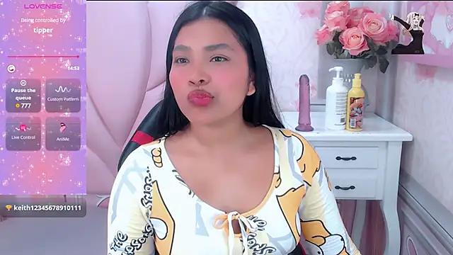 lauren sofia19 online show from 12-12-24, 09:19