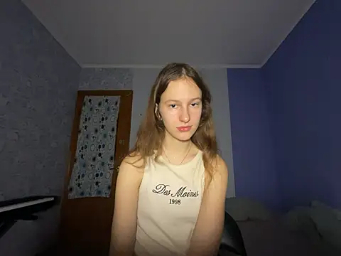 Snapshot of Eva_Angel3 chatting on 01-26-25, 04:20 Eva Angel3 online show from 01-26-25, 04:20