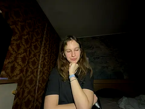 Eva Angel3 online show from 12-13-25, 07:53