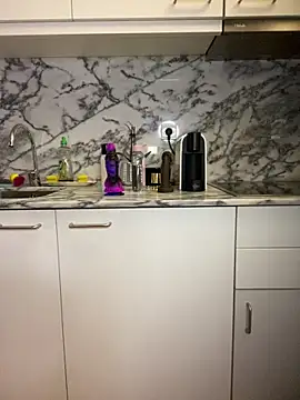 Snapshot of brazilianbbinuk chatting on 02-17-25, 07:58 brazilianbbinuk online show from 02-17-25, 07:58