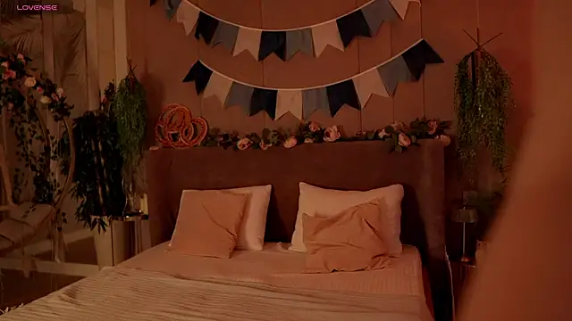 Smiley Mia online show from 10-05-25, 05:17