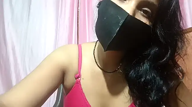 poojaxxx65 online show from 02-22-25, 11:13