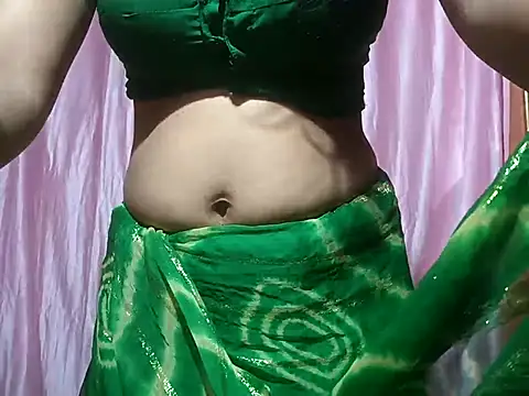 poojaxxx65 online show from 03-17-25, 11:21