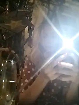 Snapshot of SerenaGrantt chatting on 09-16-25, 06:42 SerenaGrantt online show from 09-16-25, 06:42