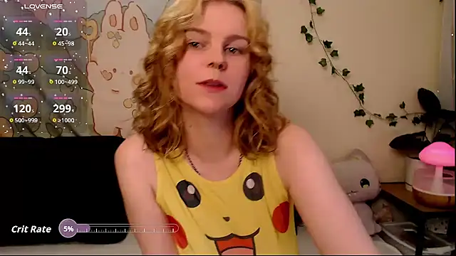 Moona xx online show from 05-12-26, 10:51