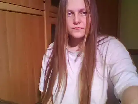 Evasapples online show from 02-08-25, 03:42