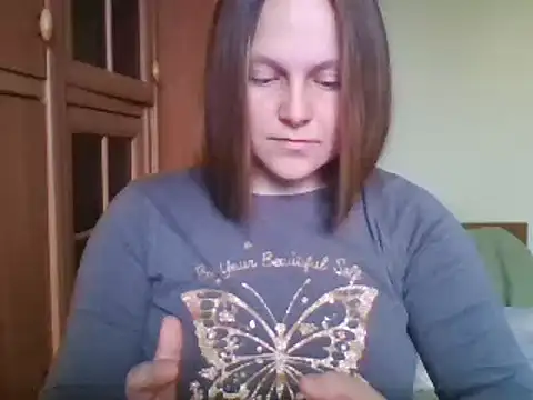 Evasapples online show from 02-15-25, 11:06