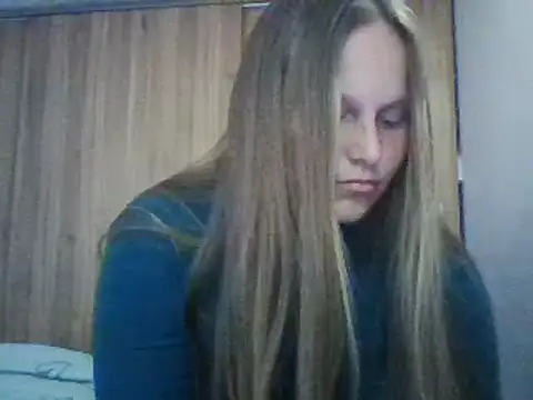 Evasapples online show from 03-12-25, 09:03