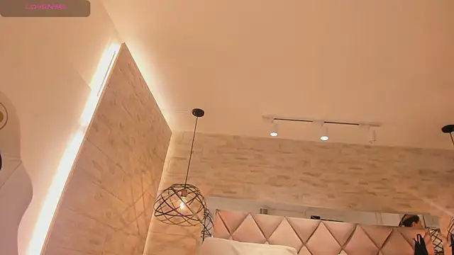 dorothy vegga online show from 03-05-25, 03:18