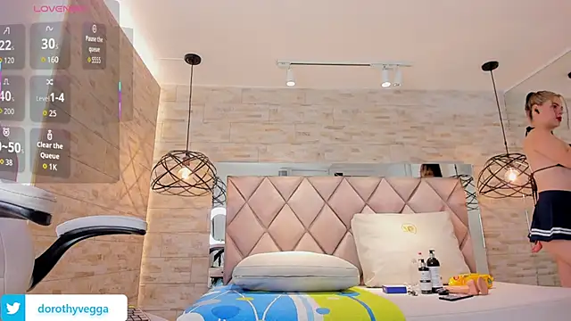 dorothy vegga online show from 10-21-25, 04:02