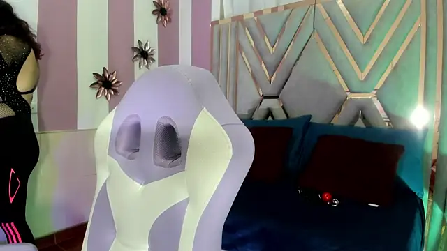 maria paulac online show from 12-19-24, 04:56