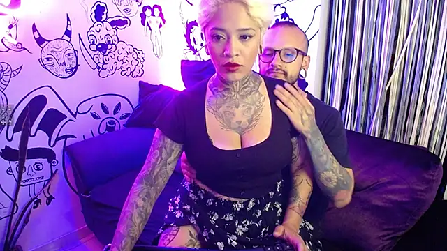 Snapshot of tatouagendecouple chatting on 01-10-25, 04:44 tatouagendecouple online show from 01-10-25, 04:44