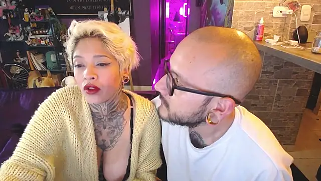 Snapshot of tatouagendecouple chatting on 02-07-25, 02:19 tatouagendecouple online show from 02-07-25, 02:19