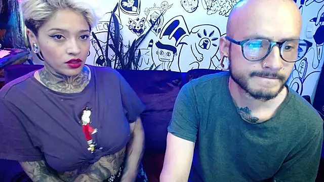 Snapshot of tatouagendecouple chatting on 02-12-25, 10:26 tatouagendecouple online show from 02-12-25, 10:26