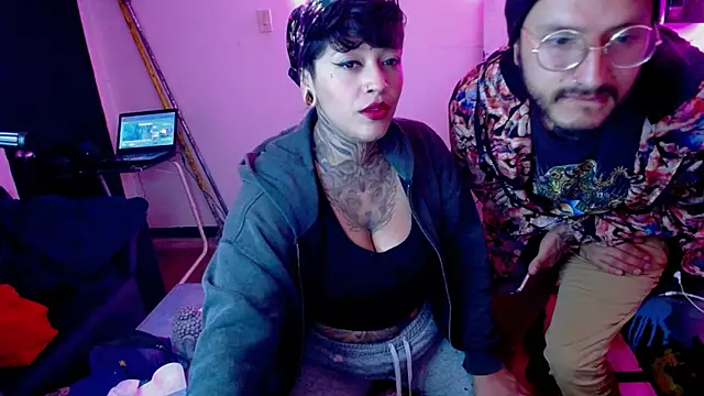 Snapshot of tatouagendecouple chatting on 09-09-25, 07:19 tatouagendecouple online show from 09-09-25, 07:19