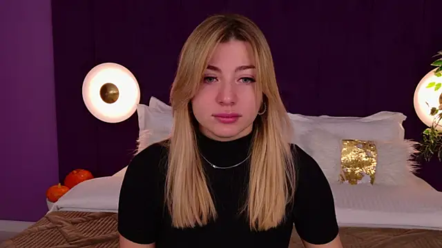 Snapshot of HelenaMorgan chatting on 10-16-25, 03:07 HelenaMorgan online show from 10-16-25, 03:07