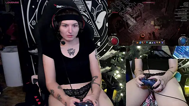 BrandiWRLD 999 online show from 12-26-24, 10:20