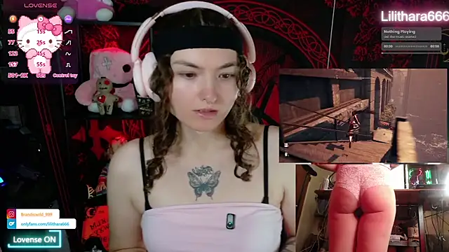 Snapshot of BrandiWRLD_999 chatting on 12-22-25, 06:49 BrandiWRLD 999 online show from 12-22-25, 06:49