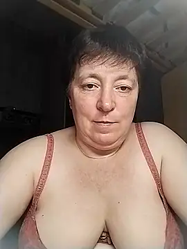 Snapshot of Lemon434 chatting on 11-13-25, 05:56 Lemon434 online show from 11-13-25, 05:56