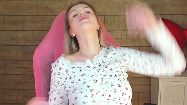 MilanaBalmain online show from 02-21-26, 06:14