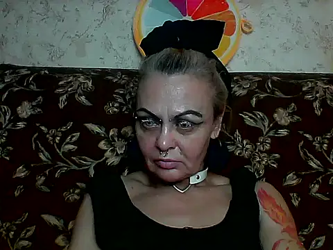 Snapshot of Gardener_of_Illusions chatting on 05-16-26, 10:36 Gardener of Illusions online show from 05-16-26, 10:36