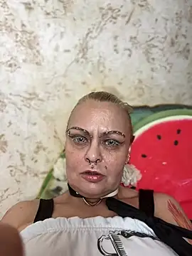 Snapshot of Gardener_of_Illusions chatting on 05-24-26, 10:20 Gardener of Illusions online show from 05-24-26, 10:20