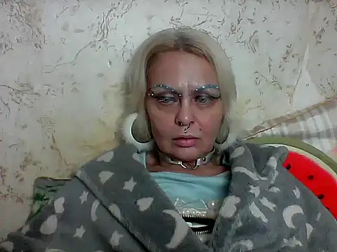Snapshot of Gardener_of_Illusions chatting on 06-02-26, 04:42 Gardener of Illusions online show from 06-02-26, 04:42