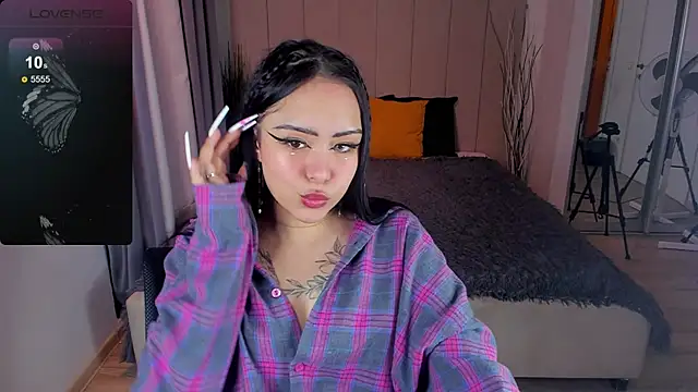 baby  kim online show from 02-13-25, 08:13