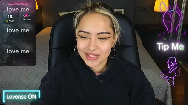 baby  kim online show from 10-10-25, 09:19