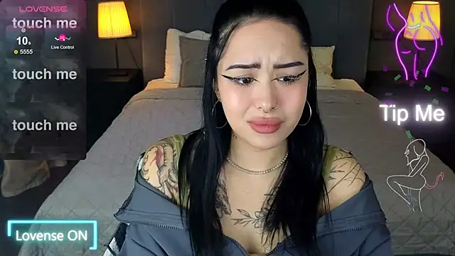 Snapshot of baby__kim chatting on 12-04-25, 07:55 baby kim online show from 12-04-25, 07:55