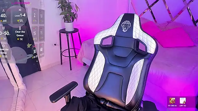 sexyy kitty18 online show from 04-05-26, 03:20